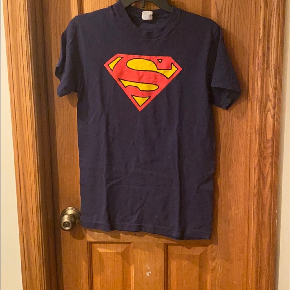 Superman logo shirt